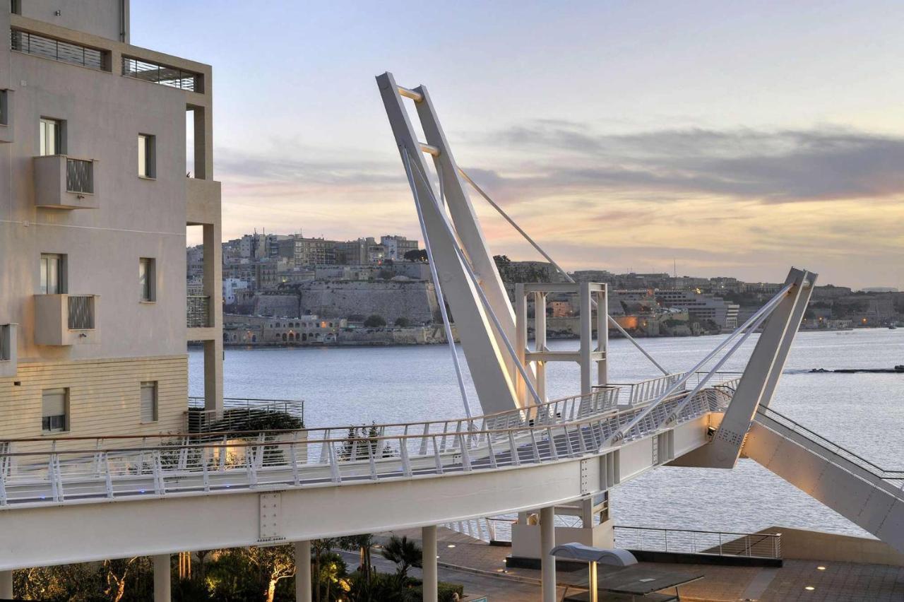 Deluxe Apartment With Valletta And Harbour Views Sliema Exterior foto