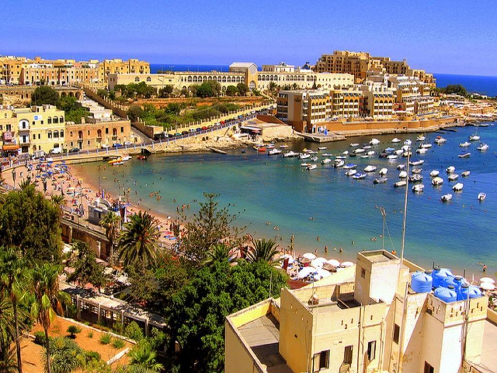 Deluxe Apartment With Valletta And Harbour Views Sliema Exterior foto